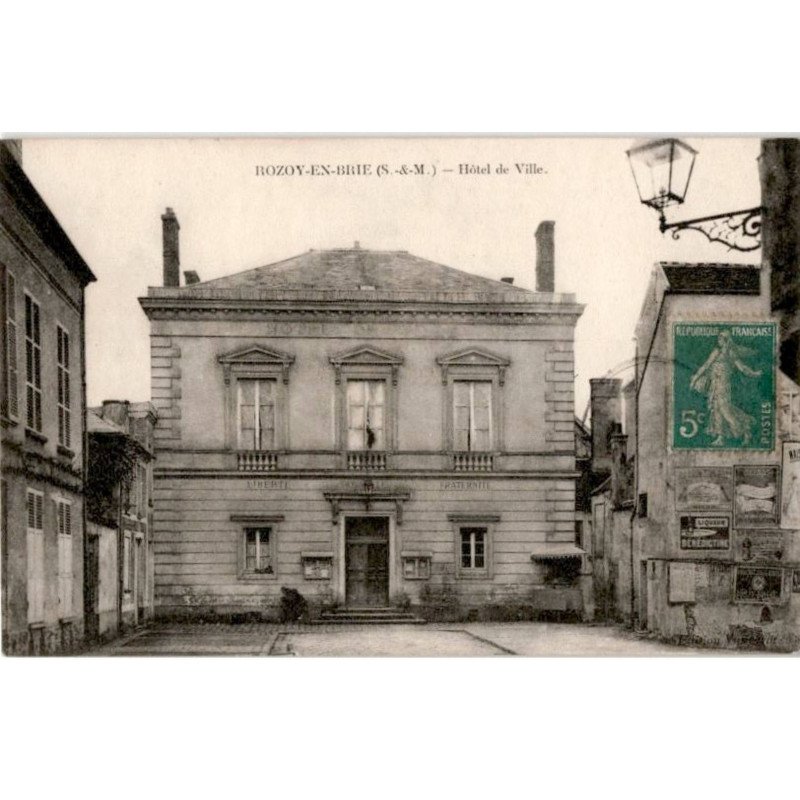 ROZOY-en-BRIE: hôtel de ville - très bon état