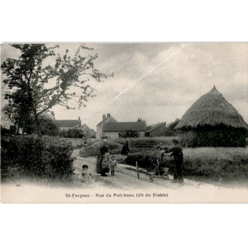 SAINT-FARGEAU: rue du puit-beau dit du diable - état