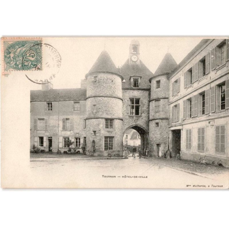 TOURNAN: hôtel-de-ville - très bon état