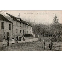 VALVINS: le restaurant henet - état