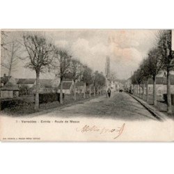VARREDDES: entrée route de meaux - très bon état