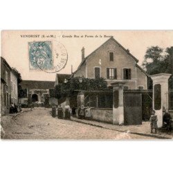 VENDREST: grande rue et ferme de la recette - très bon état