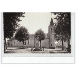 SAXI-BOURDON - Monument aux Morts et église - très bon état