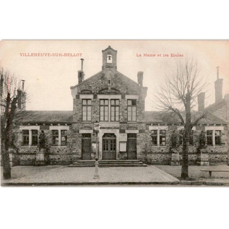 VILLENEUVE-sur-BELLOT: la mairie et les écoles - très bon état