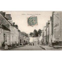 VOULX: une partie de la grande rue - très bon état