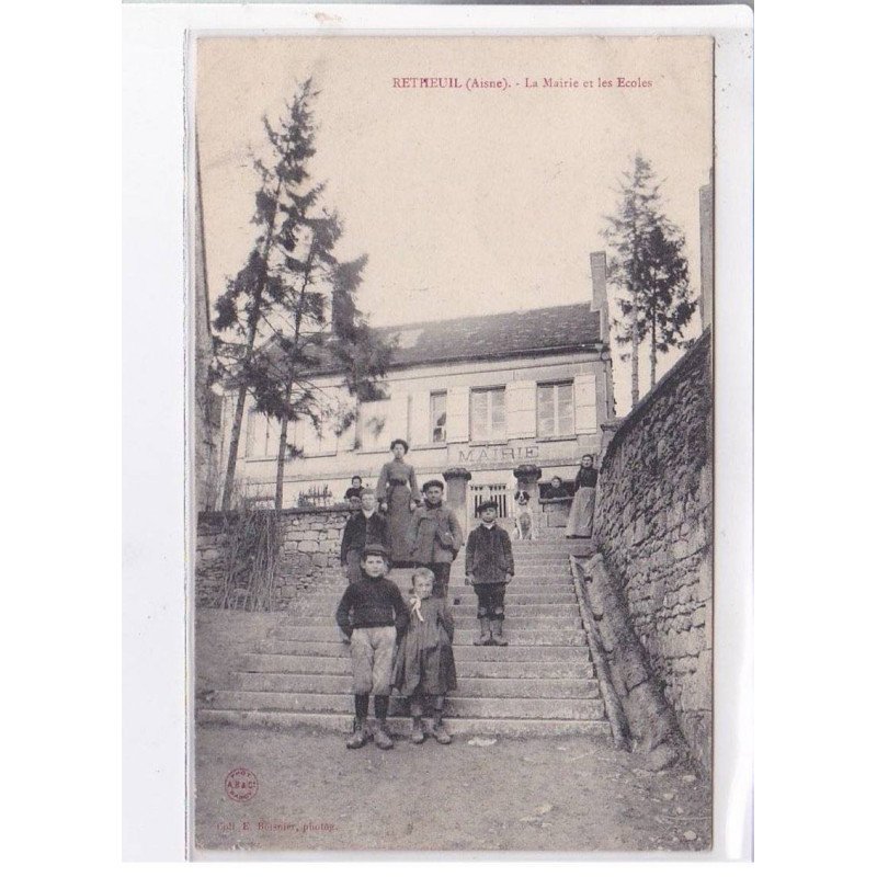 RETHEUIL: la mairie et les écoles - très bon état