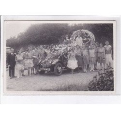 SOISSON(?): cavalcade (4 CPA) - très bon état