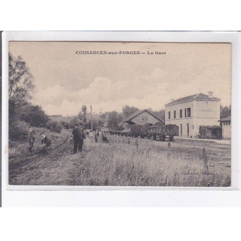 COUSANCES-aux-FORGES: la gare - très bon état