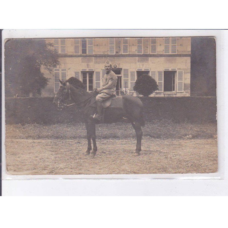 EPLUCHES: militaire, cheval - très bon état