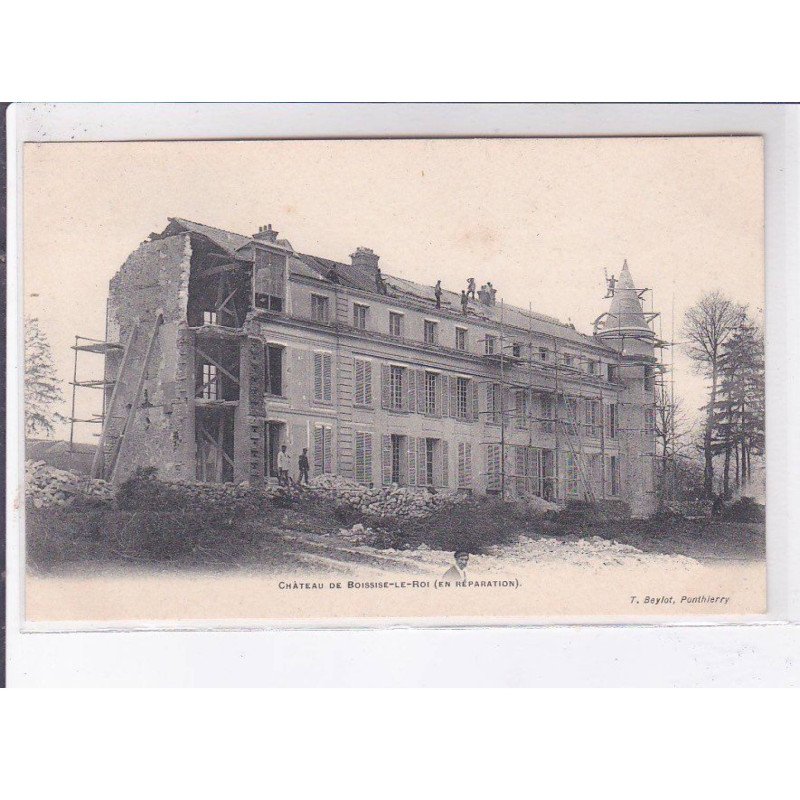 BOISSISE-le-ROI: château - très bon état