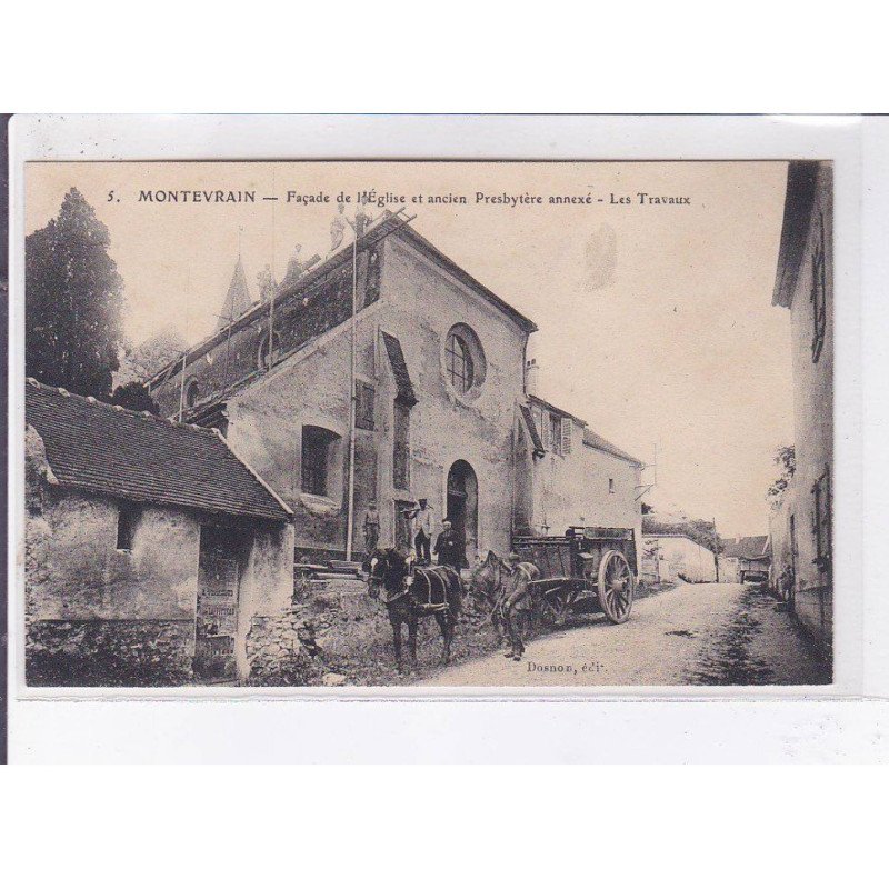 MONTVERAIN: façade de l'église et ancien presbytère annexén les travaux - très bon état
