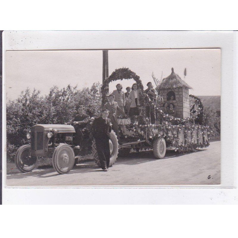 THURY: cavalcade, tracteur, moulin à vent - très bon état