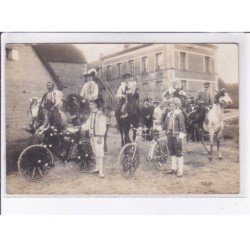 MELISEY: avallon, personnages costumés, chevaux, vélos, cavalcade - très bon état