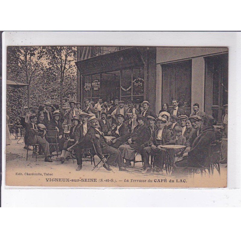VIGNEUX-sur-SEINE: la terrasse du café du lac - très bon état