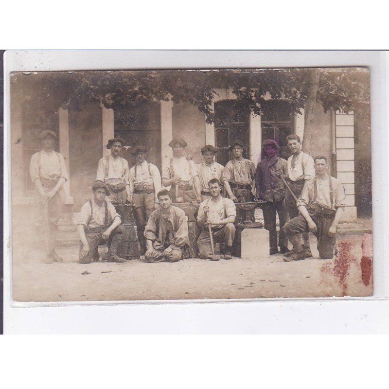 BOUTIGNY: maréchal-ferrant - état