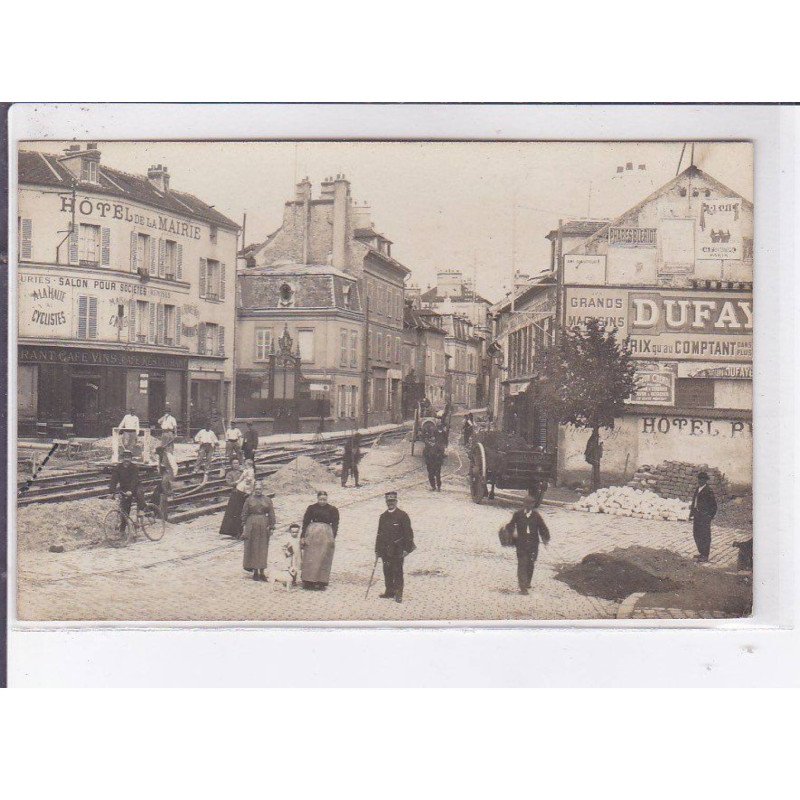 VITRY-sur-SEINE: travaux tramway place de la mairie - très bon état