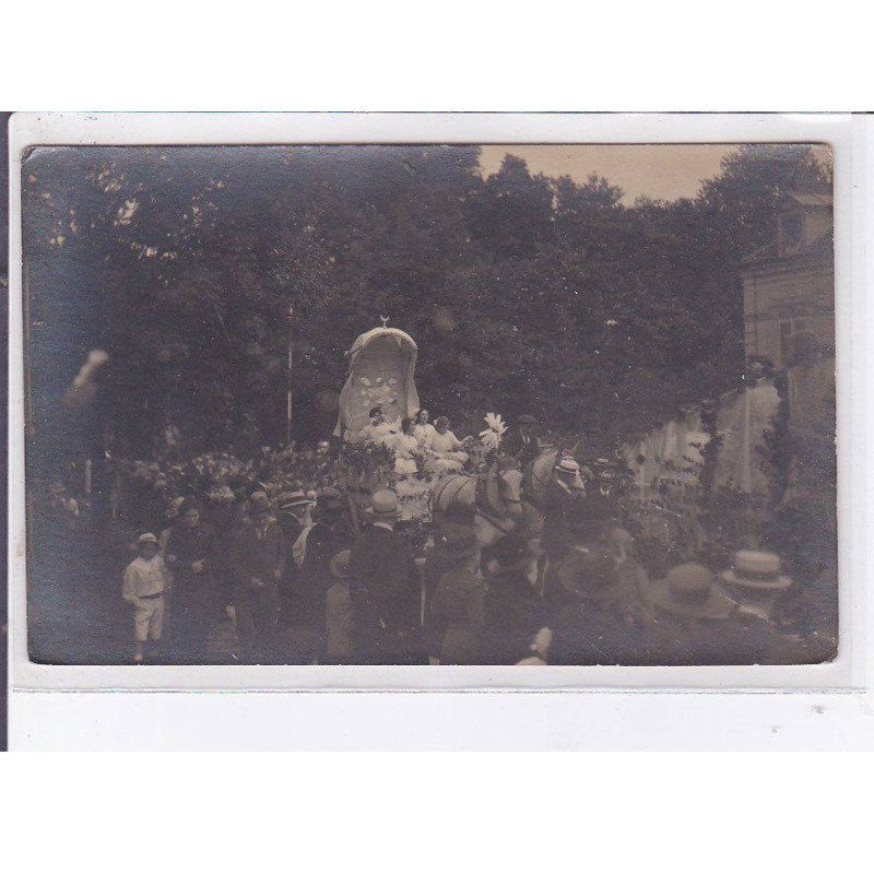 CHAMPIGNY: cavalcade - très bon état