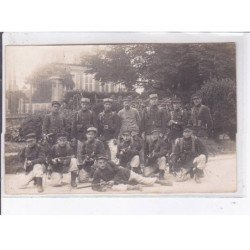 IVRY-sur-SEINE: militaires - très bon état