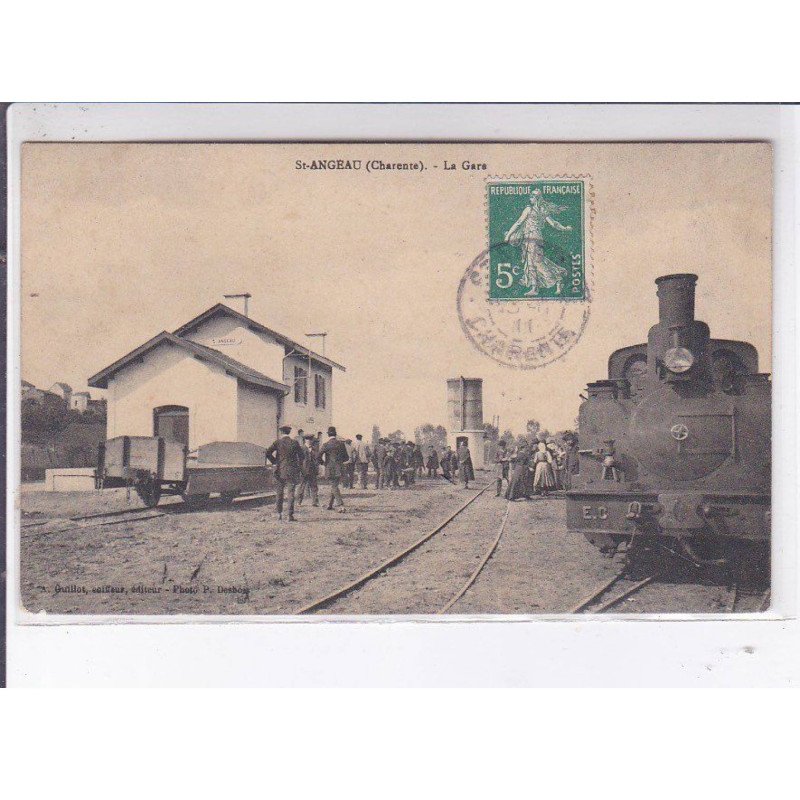 SAINT-ANGEAU: la gare - très bon état