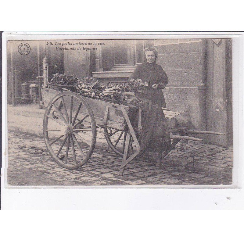 TOURS: les petits métiers de la rue, marchande de légumes - état