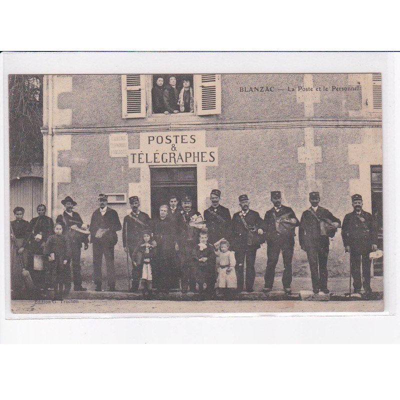 BLANZAC - La poste et le personnel - très bon état