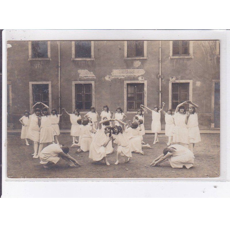 BEAUJEU: pensionat saint-angele - très bon état