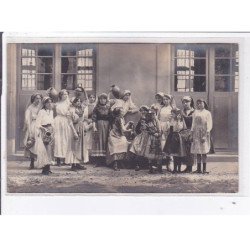 PARIS: fête, déguisement, enfants, école 7CPA 75012 - très bon état