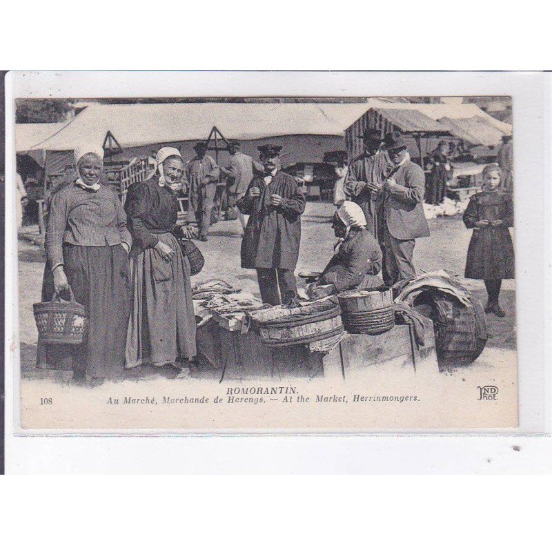 ROMORANTIN: au marché marchande de harengs - très bon état ROMORANTIN: au marché marchande de harengs - très bon état