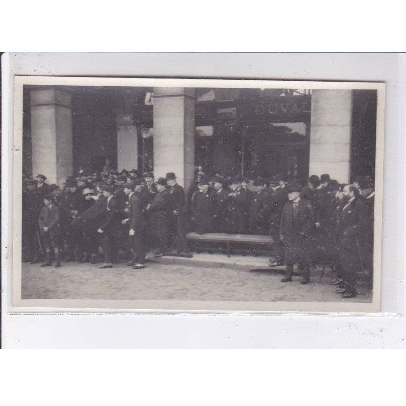 PARIS: bouillon duval 194 rue de rivoli et place de rivoli 75001 - très bon état