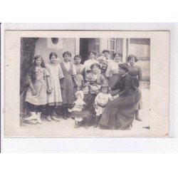 CHER: machine à coudre, femmes - très bon état