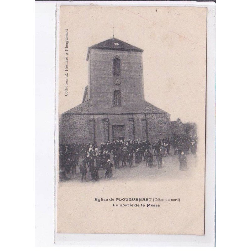 PLOUGUESNAST: église, la sortie de le messe - très bon état
