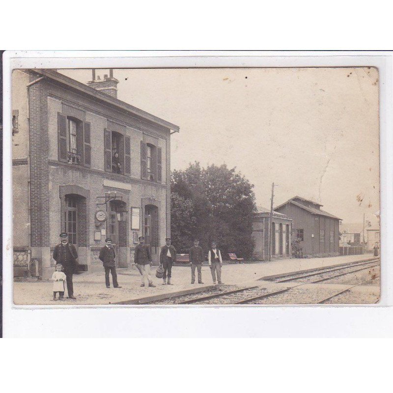 ECHAUFFOUR: gare - état