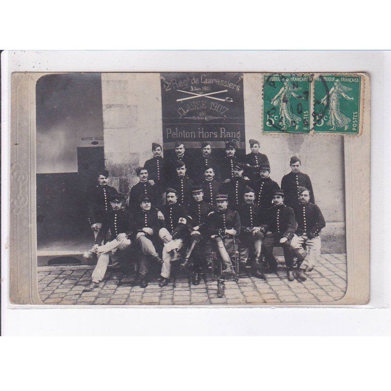 PARIS: militaires - très bon état