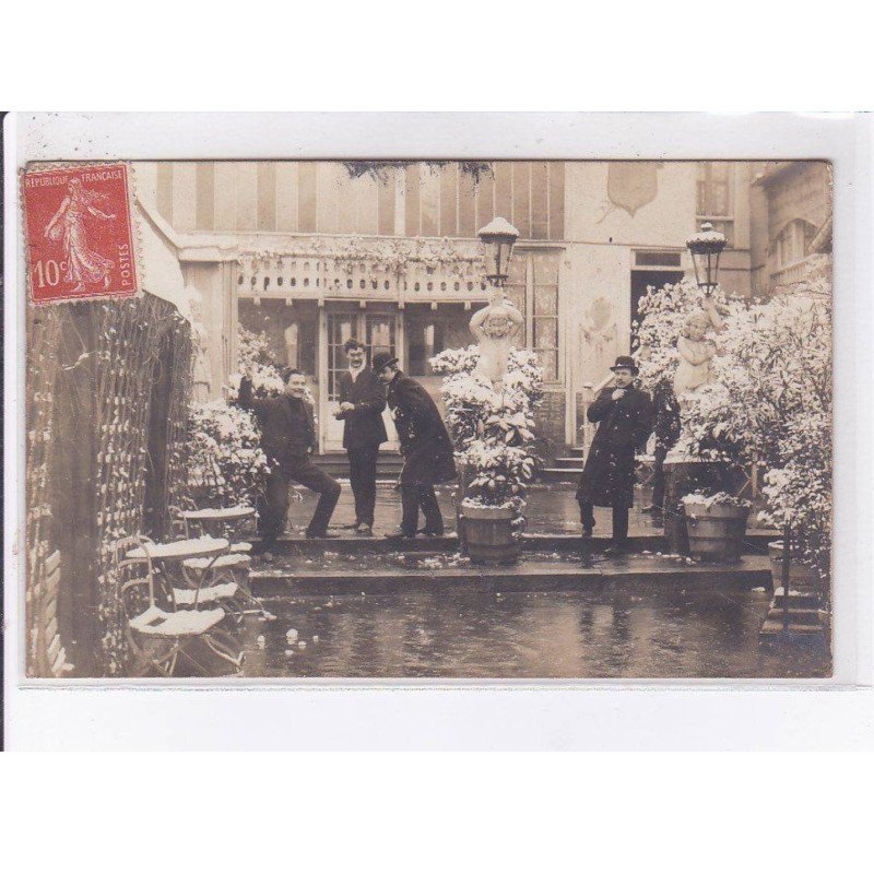 PARIS: à localiser, personnages en hiver - très bon état