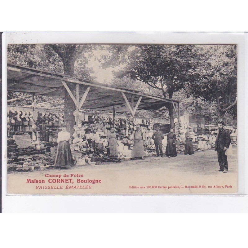 BOULOGNE-BILLANCOURT: champ de foire maison corner, vaisselle émaillée - état recollée