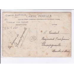 CHAMPIGNEULLE: train en gare - état