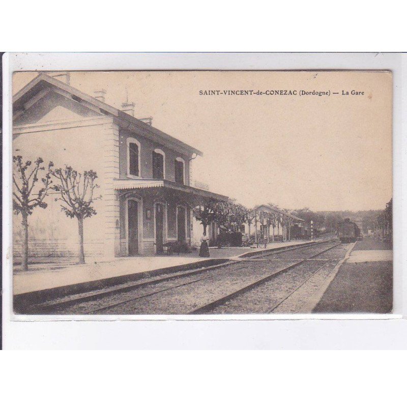 SAINT-VINCENT-de-CONEZAC: la gare - très bon état