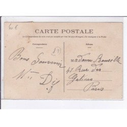 LE CHALARD: intérieur du village - très bon état