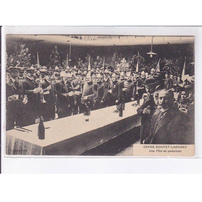 SAINT-HILAIRE-SAINT-FLORENT: caves bouvet-ladubay, une fête du personnel - très bon état