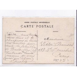 MORMANT: place de la mairie, arrivé de l'autopbus - état