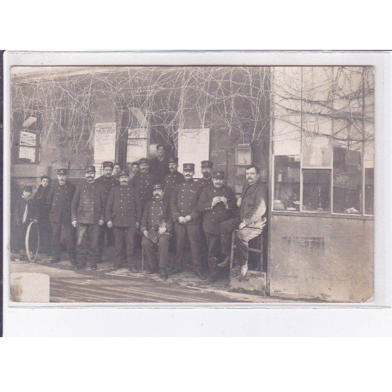 PARIS: 75017, ocrtoi de la porte des ternes - très bon état