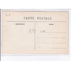 CONCARNEAU:: a l'abri-du-marin, devant la bibliothèque de la salle de lecture - très bon état