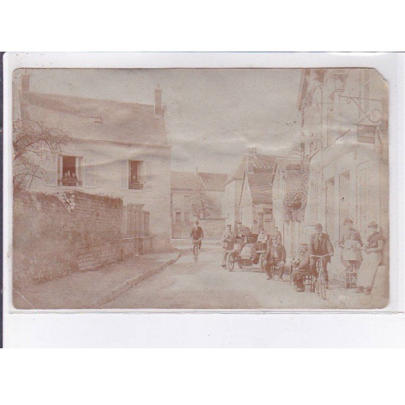 BLAINCOURT-les-PRECY: scène de village - état