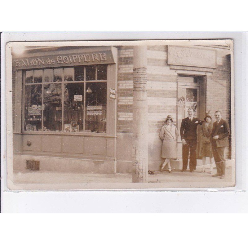 PARIS: 75020, salon de coiffure Robert - état