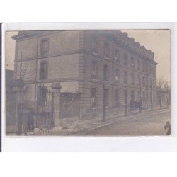 PARIS: 75020, caserne militaire - très bon état