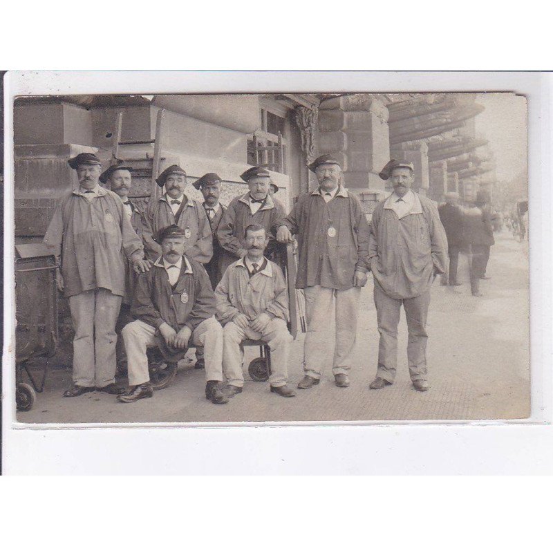 PARIS: porteurs, gare - état