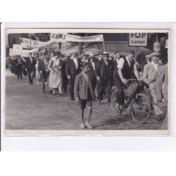 PARIS: manifestation - très bon état