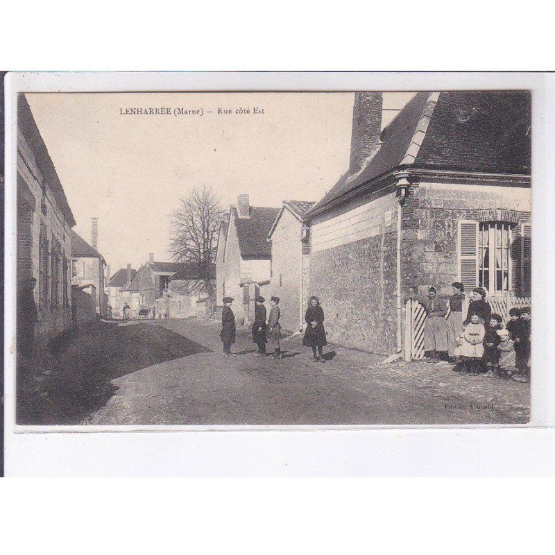 LENHARREE: rue côté est - très bon état
