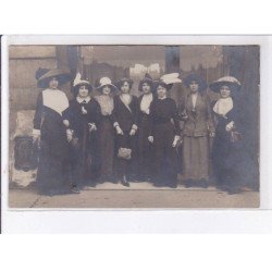 PARIS: mode, femmes - très bon état