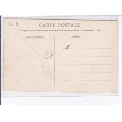 DOUARNENEZ: sortie d'une noce de l'église - très bon état